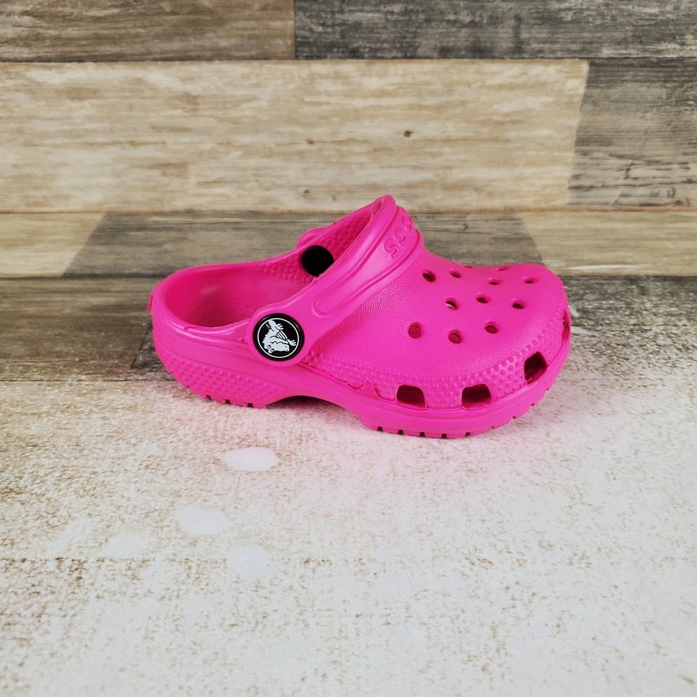 Crocs Classic Clog Kids Sz 6 C6 Pink Rubber Round Toe Comfort Slip On Slingback